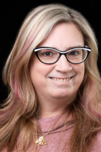 Shelley Wainscott-Wallin headshot